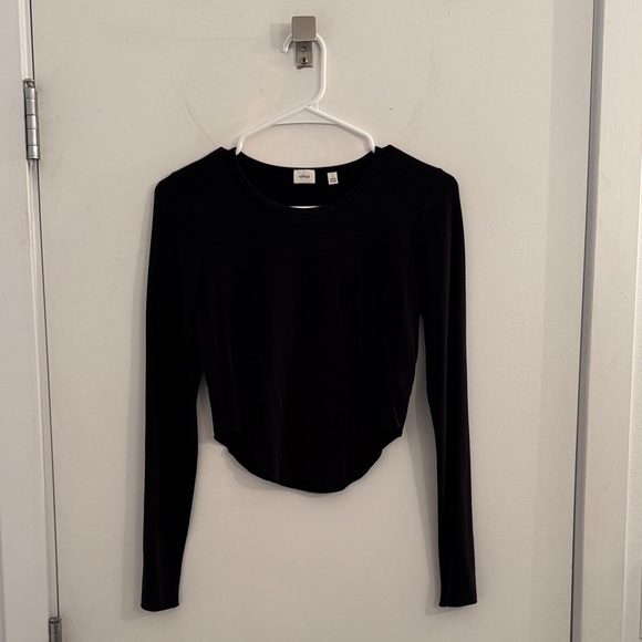 Aritzia Wilfred Potion Longsleeve — Black - Picture 2 of 4